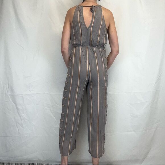 Xhilaration Women's Wide Leg Jumpsuit Romper M Med Medium Grey Gray Pink Orange - Picture 2 of 16